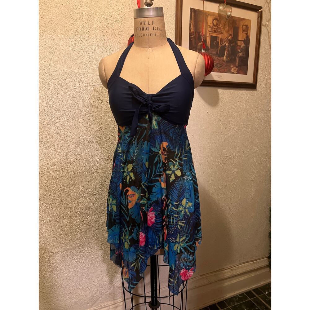 Blue Halter V-neck Tankini Flowing Swimdress Top NWT Size M